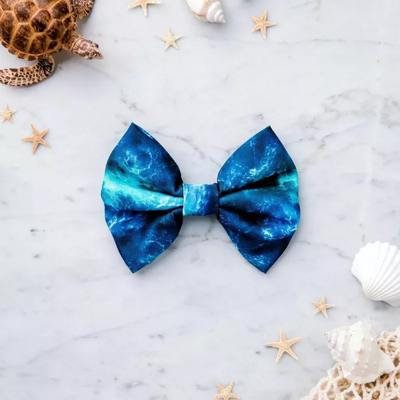 Shell Yeah – Ocean Waves Bow Tie