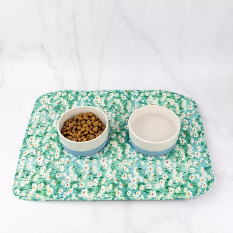 sweet-like-honey-daisy-fields-dog-bowl-mat Sweet Like Honey – Daisy Fields Dog Bowl Mat