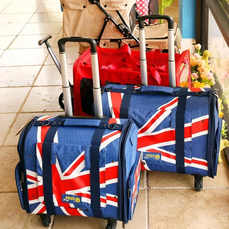 union-jack-rolling-pet-carrier Union Jack Rolling Pet Carrier